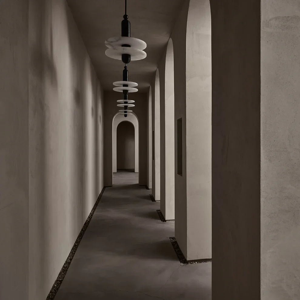 Alabaster Comet Pendant Lamp - Zelno Lighting