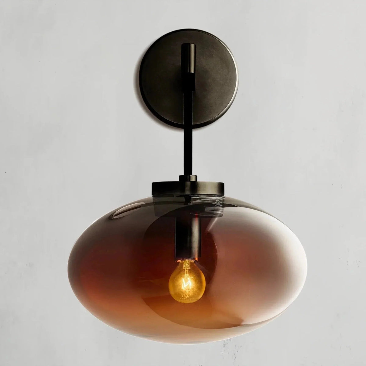 Cebret Glass Sconce - Zelno Lighting