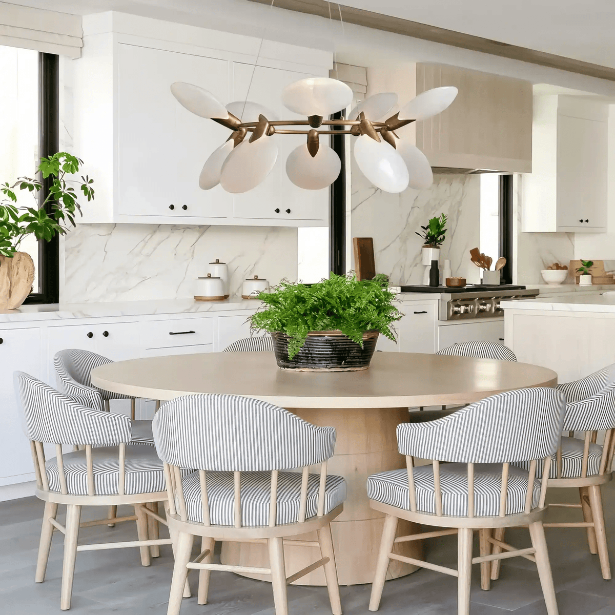 Lyla Halo Chandelier - Zelno Lighting