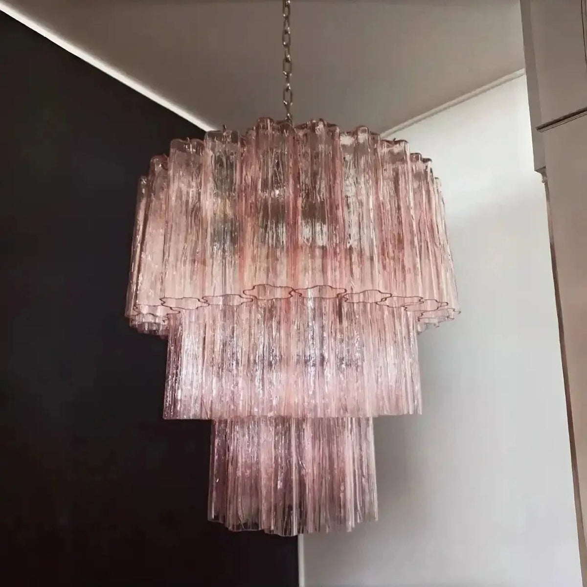 Murano Chandelier – 48 tubes – Alabaster Pink - Zelno Lighting