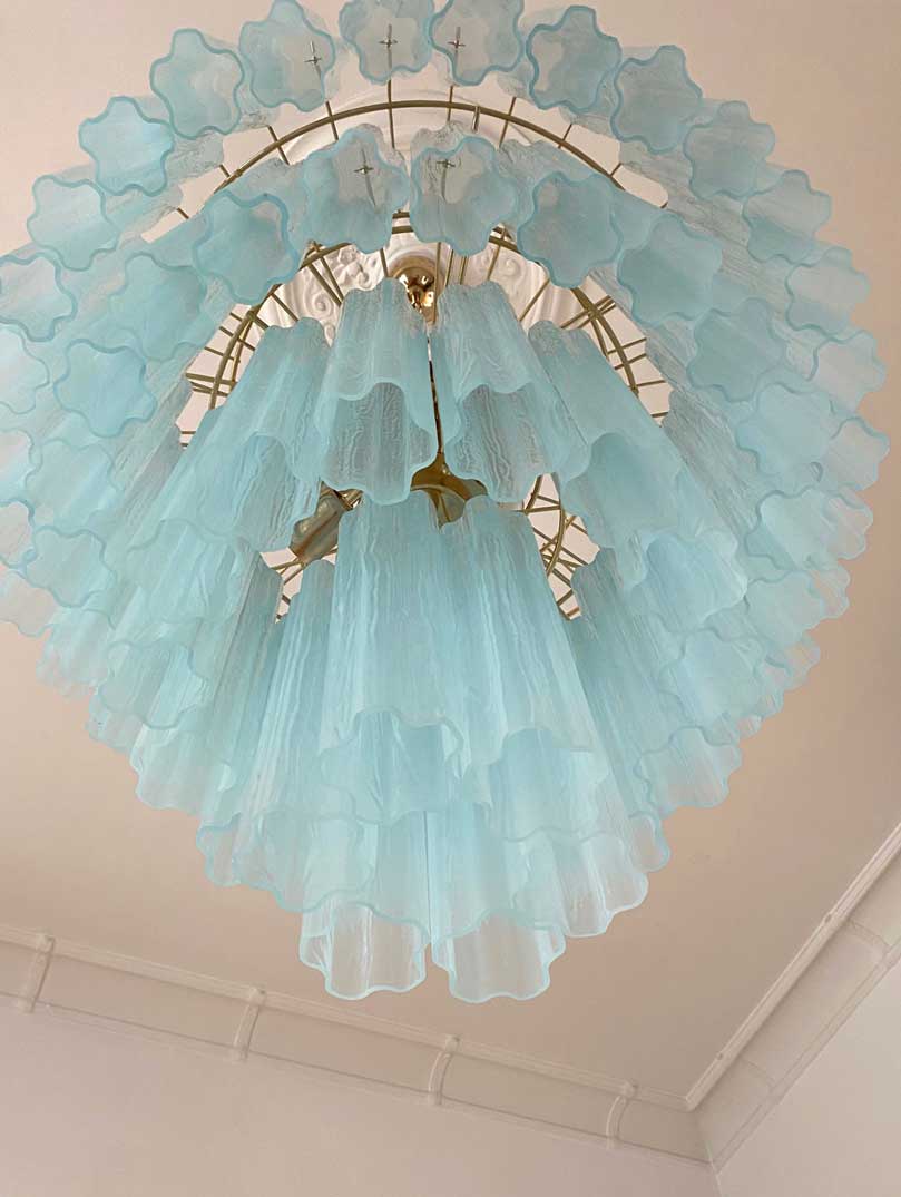 Murano Chandelier – 78 tubes – Opal - Zelno Lighting