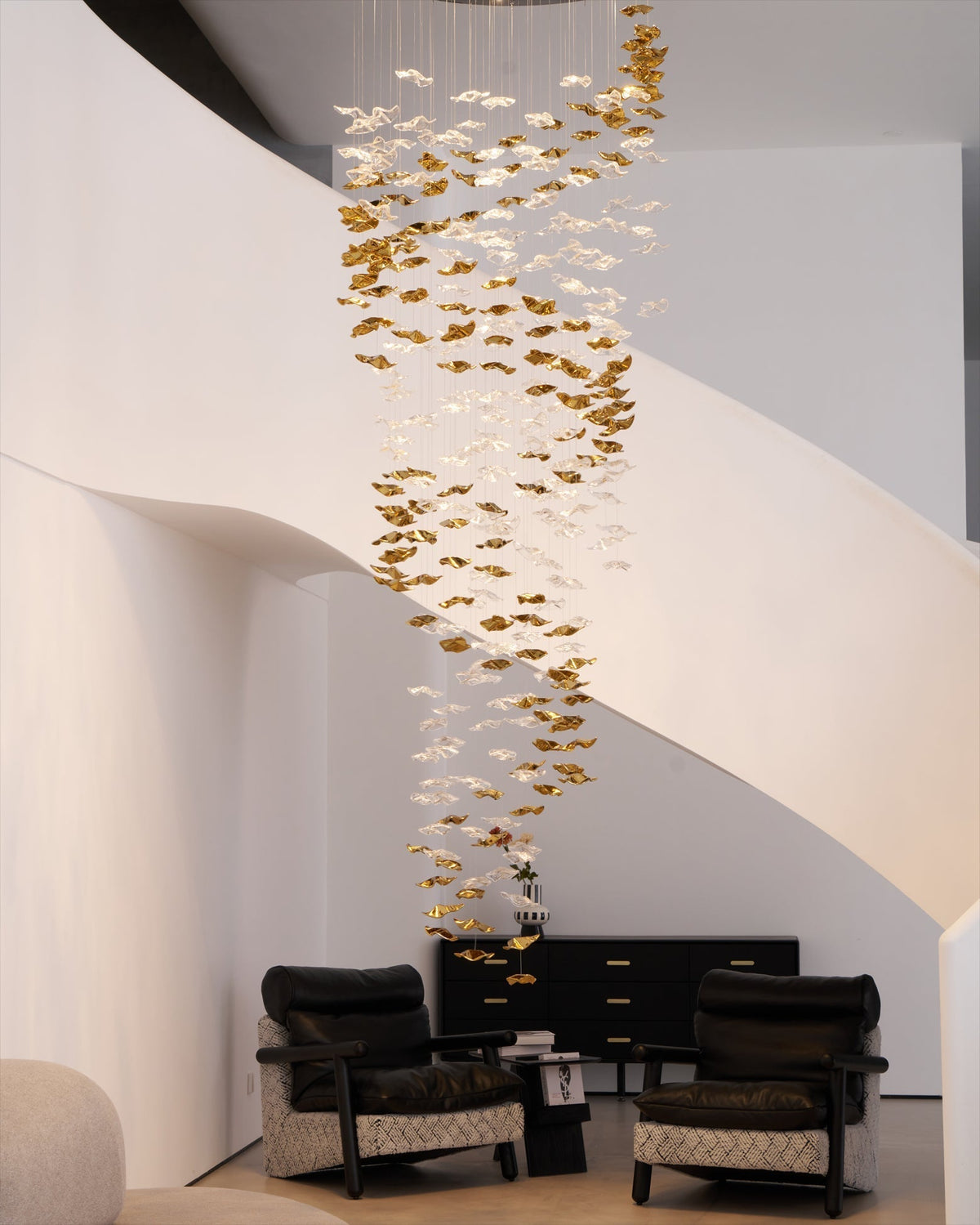 Veloria Fluid Chandelier - Zelno Lighting
