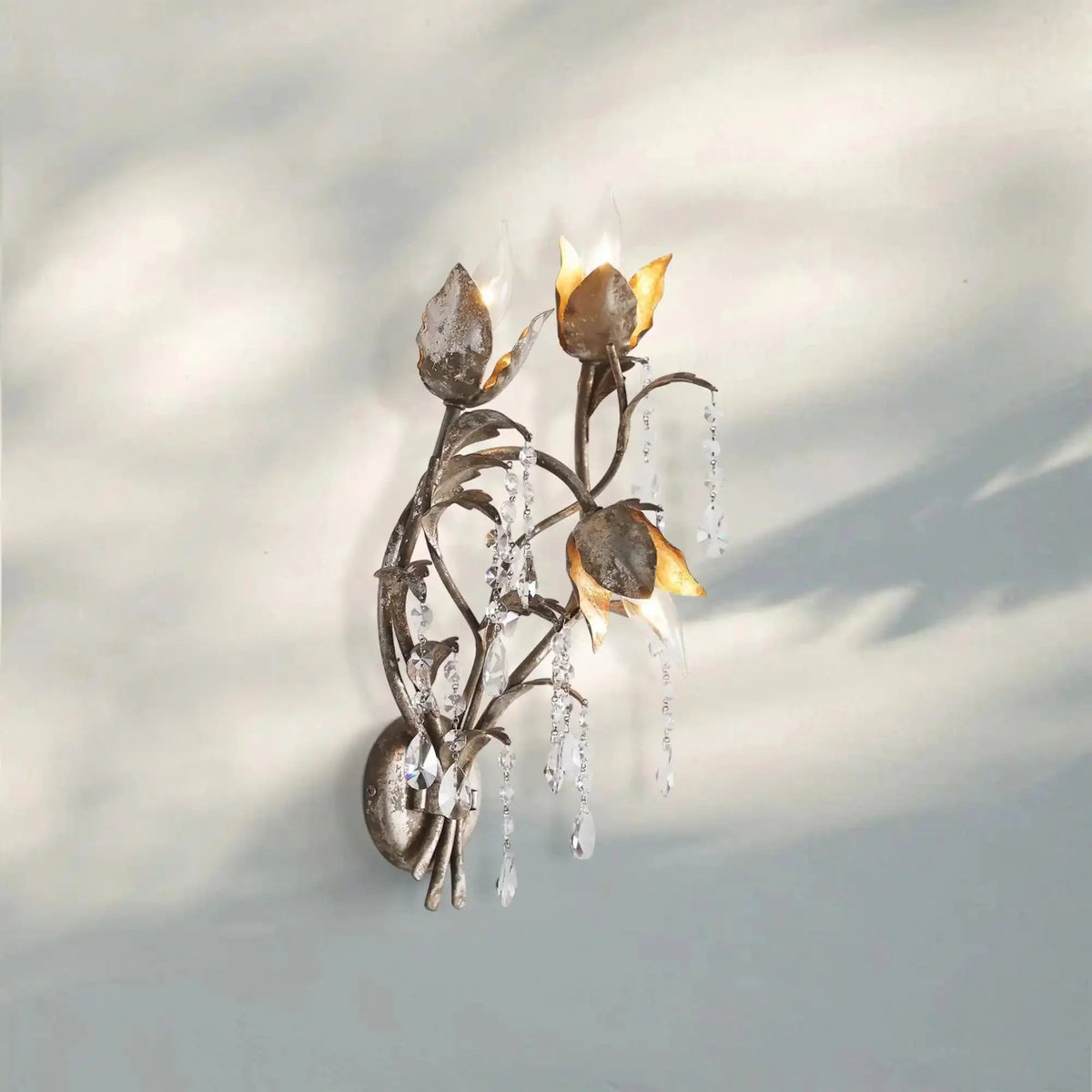 Viticcia 3 - Light Wall Sconce - Zelno Lighting